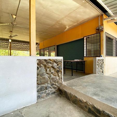 Oyo 90268 Lohan Point Lodge Ranau Εξωτερικό φωτογραφία
