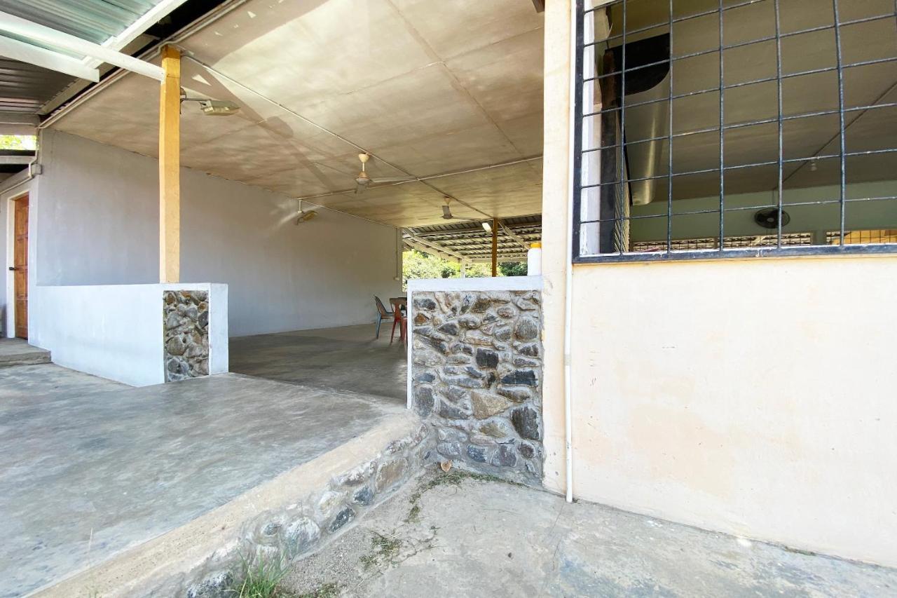 Oyo 90268 Lohan Point Lodge Ranau Εξωτερικό φωτογραφία
